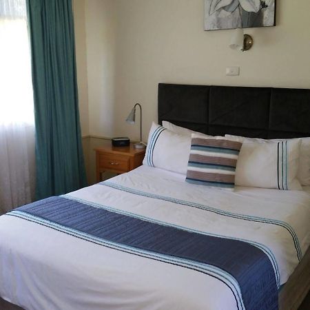 Kaniva Midway Motel Eksteriør bilde