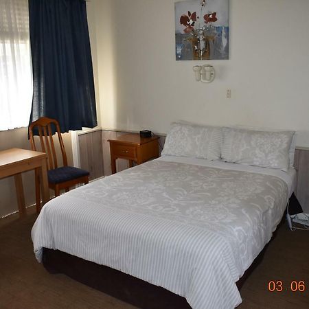 Kaniva Midway Motel Eksteriør bilde